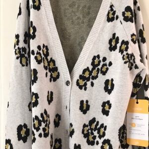 Cabi Kiki Cardigan - Leopard print sweater